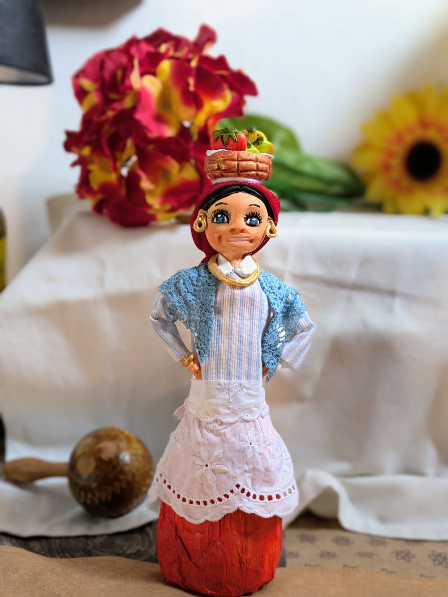 Escultura Vendedora de Fruta